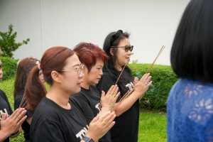 คกก.จัดงานคอนเสิร์ต TRU Love Live Light Concert จัดบวงสรวงเตรียมการจัดงานคอนเสิร์ต