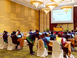 มรภ.เทพสตรี จัดอบรมการพัฒนาสื่อการเรียนรู้ประเภทตำรา หนังสือ เพื่อยกระดับการจัดการศึกษาเพื่อการพัฒนาท้องถิ่นที่ยั่งยืนด้วย AI