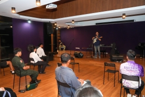 สาขาวิชาดนตรีศึกษาจัดอบรมการบรรเลงกีตาร์ในรูปแบบ One Man Band