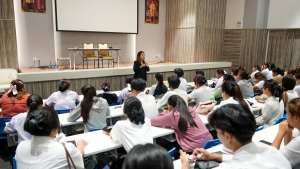 กองพัฒนานักศึกษาจัดประชุมชี้แจงขั้นตอนการลงนามในแบบยืนยันการกู้ยืมฯ ภาคการศึกษาที่ 1 ประจำปีการศึกษา 2568 สำหรับนักศึกษาชั้นปีที่ 2 - 4 กลุ่มผู้กู้ต่อเนื่อง