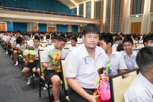 รร.สาธิต มรภ.เทพสตรี จัดพิธีไหว้ครู ประจำปีการศึกษา 2568