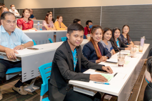 มรภ.เทพสตรี ในฐานะศูนย์ทดสอบประเมินสมรรถนะทางวิชาชีพครูฯ จัดทดสอบเพื่อขอรับใบอนุญาตประกอบวิชาชีพครู พร้อมกันกับสนามสอบทั่วประเทศ