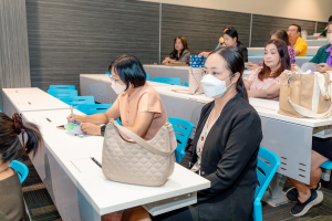 มรภ.เทพสตรี ในฐานะศูนย์ทดสอบประเมินสมรรถนะทางวิชาชีพครูฯ จัดทดสอบเพื่อขอรับใบอนุญาตประกอบวิชาชีพครู พร้อมกันกับสนามสอบทั่วประเทศ
