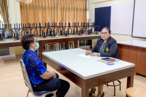 มรภ.เทพสตรี ในฐานะศูนย์ทดสอบประเมินสมรรถนะทางวิชาชีพครูฯ จัดทดสอบเพื่อขอรับใบอนุญาตประกอบวิชาชีพครู พร้อมกันกับสนามสอบทั่วประเทศ