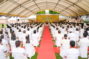 มรภ.เทพสตรี ร่วมพิธีทำบุญตักบาตรและฟังบรรยายธรรม โครงการร้อยใจไทย สืบสานราชธรรม ทั้งแผ่นดิน