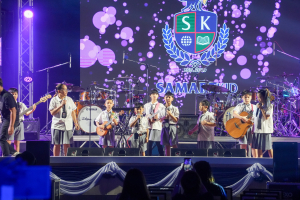 มรภ.เทพสตรี ร่วมกับ คกก.ส่งเสริมกิจการมหาวิทยาลัย จัดคอนเสิร์ต TRU Love Live Light Concert เพื่อระดมทุนการศึกษาช่วยเหลือนักเรียน นักศึกษา มรภ.เทพสตรี