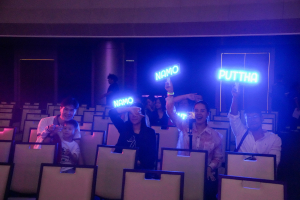 มรภ.เทพสตรี ร่วมกับ คกก.ส่งเสริมกิจการมหาวิทยาลัย จัดคอนเสิร์ต TRU Love Live Light Concert เพื่อระดมทุนการศึกษาช่วยเหลือนักเรียน นักศึกษา มรภ.เทพสตรี