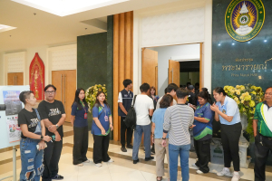 มรภ.เทพสตรี ร่วมกับ คกก.ส่งเสริมกิจการมหาวิทยาลัย จัดคอนเสิร์ต TRU Love Live Light Concert เพื่อระดมทุนการศึกษาช่วยเหลือนักเรียน นักศึกษา มรภ.เทพสตรี