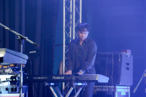 มรภ.เทพสตรี ร่วมกับ คกก.ส่งเสริมกิจการมหาวิทยาลัย จัดคอนเสิร์ต TRU Love Live Light Concert เพื่อระดมทุนการศึกษาช่วยเหลือนักเรียน นักศึกษา มรภ.เทพสตรี