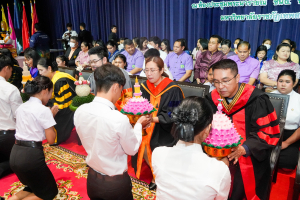 มรภ.เทพสตรี จัดพิธีไหว้ครูนักศึกษาภาคปกติ ประจำปีการศึกษา 2568