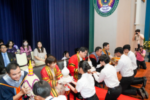 มรภ.เทพสตรี จัดพิธีไหว้ครูนักศึกษาภาคปกติ ประจำปีการศึกษา 2568