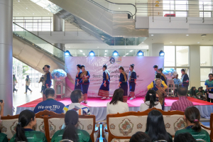 สำนักศิลปะและวัฒนธรรม จัดงานสืบสานงานประเพณีเข้าพรรษา ถวายผ้าอาบน้ำฝนและเทียนพรรษา ปี พ.ศ. 2568