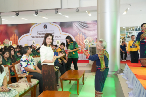 สำนักศิลปะและวัฒนธรรม จัดงานสืบสานงานประเพณีเข้าพรรษา ถวายผ้าอาบน้ำฝนและเทียนพรรษา ปี พ.ศ. 2568