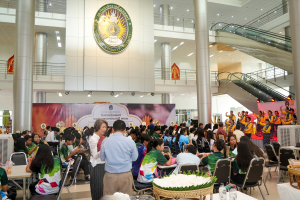 สำนักศิลปะและวัฒนธรรม จัดงานสืบสานงานประเพณีเข้าพรรษา ถวายผ้าอาบน้ำฝนและเทียนพรรษา ปี พ.ศ. 2568