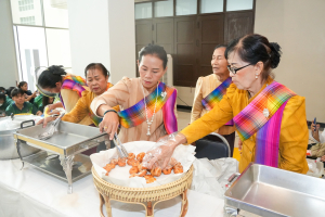 สำนักศิลปะและวัฒนธรรม จัดงานสืบสานงานประเพณีเข้าพรรษา ถวายผ้าอาบน้ำฝนและเทียนพรรษา ปี พ.ศ. 2568