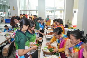 สำนักศิลปะและวัฒนธรรม จัดงานสืบสานงานประเพณีเข้าพรรษา ถวายผ้าอาบน้ำฝนและเทียนพรรษา ปี พ.ศ. 2568