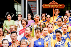 สำนักศิลปะและวัฒนธรรม จัดงานสืบสานงานประเพณีเข้าพรรษา ถวายผ้าอาบน้ำฝนและเทียนพรรษา ปี พ.ศ. 2568