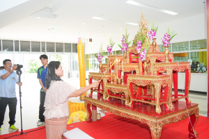 สำนักศิลปะและวัฒนธรรม จัดงานสืบสานงานประเพณีเข้าพรรษา ถวายผ้าอาบน้ำฝนและเทียนพรรษา ปี พ.ศ. 2568