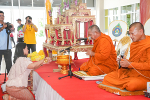 สำนักศิลปะและวัฒนธรรม จัดงานสืบสานงานประเพณีเข้าพรรษา ถวายผ้าอาบน้ำฝนและเทียนพรรษา ปี พ.ศ. 2568