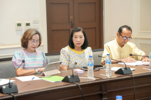 การประชุม คกก.จัดทำแบบประเมินผลการปฏิบัติราชการของคณาจารย์ประจำที่ได้รับการแต่งตั้งให้เป็นผู้บริหาร สังกัด มรภ.เทพสตรี