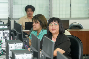 สำนักวิทยบริการฯ จัดอบรมการใช้เทคโนโลยี AI กับงานห้องสมุด