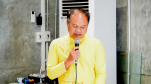 สำนักศิลปะและวัฒนธรรม จัดอบรมการพัฒนาของที่ระลึกงานหล่อเรซิ่นนูนต่ำปัดทอง จ.ลพบุรี