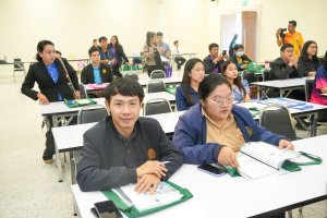 ศูนย์ภาษา จัดอบรมหลักสูตรพัฒนาทักษะภาษาอังกฤษเพื่อการทำงานในสำนักงาน