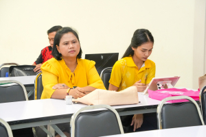 ศูนย์ภาษา จัดอบรมหลักสูตรพัฒนาทักษะภาษาอังกฤษเพื่อการทำงานในสำนักงาน