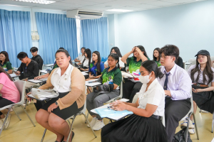คณะวิทยาการจัดการ จัดอบรมให้ความรู้แก่นักศึกษาและศิษย์เก่า Reskill