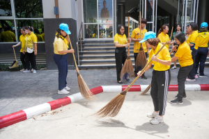 มรภ.เทพสตรี จัดกิจกรรม จิตอาสา เราทำความดีด้วยหัวใจ เนื่องในโอกาสวันเฉลิมพระชนมพรรษา พระบาทสมเด็จพระเจ้าอยู่หัว 73 พรรษา