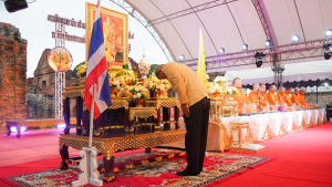 มรภ.เทพสตรี ร่วมกิจกรรมเทิดทูนสถาบัน สร้างสรรค์วิถีไทย ร่วมใจเข้าวังฟังธรรม ครั้งที่ 4 เนื่องในโอกาสวันเฉลิมพระชนมพรรษา พระบาทสมเด็จพระเจ้าอยู่หัว