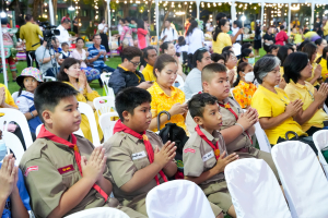 มรภ.เทพสตรี ร่วมกิจกรรมเทิดทูนสถาบัน สร้างสรรค์วิถีไทย ร่วมใจเข้าวังฟังธรรม ครั้งที่ 4 เนื่องในโอกาสวันเฉลิมพระชนมพรรษา พระบาทสมเด็จพระเจ้าอยู่หัว