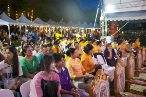 มรภ.เทพสตรี ร่วมกิจกรรมเทิดทูนสถาบัน สร้างสรรค์วิถีไทย ร่วมใจเข้าวังฟังธรรม ครั้งที่ 4 เนื่องในโอกาสวันเฉลิมพระชนมพรรษา พระบาทสมเด็จพระเจ้าอยู่หัว