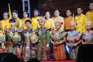 มรภ.เทพสตรี ร่วมกิจกรรมเทิดทูนสถาบัน สร้างสรรค์วิถีไทย ร่วมใจเข้าวังฟังธรรม ครั้งที่ 4 เนื่องในโอกาสวันเฉลิมพระชนมพรรษา พระบาทสมเด็จพระเจ้าอยู่หัว