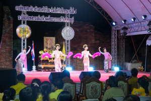 มรภ.เทพสตรี ร่วมกิจกรรมเทิดทูนสถาบัน สร้างสรรค์วิถีไทย ร่วมใจเข้าวังฟังธรรม ครั้งที่ 4 เนื่องในโอกาสวันเฉลิมพระชนมพรรษา พระบาทสมเด็จพระเจ้าอยู่หัว