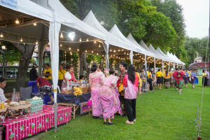 มรภ.เทพสตรี ร่วมกิจกรรมเทิดทูนสถาบัน สร้างสรรค์วิถีไทย ร่วมใจเข้าวังฟังธรรม ครั้งที่ 4 เนื่องในโอกาสวันเฉลิมพระชนมพรรษา พระบาทสมเด็จพระเจ้าอยู่หัว