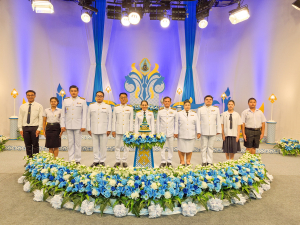 ผู้แทนผู้บริหาร คณาจารย์ บุคลากร นักเรียน และนักศึกษา มรภ.เทพสตรี บันทึกเทปโทรทัศน์ถวายพระพรชัยมงคล สมเด็จพระนางเจ้าสิริกิติ์ พระบรมราชินีนาถ พระบรมราชชนนีพันปีหลวง
