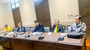 มรภ.เทพสตรี รับมอบทุนการศึกษาจากมูลนิธิ รศ.สุรพันธ์ ยันต์ทอง