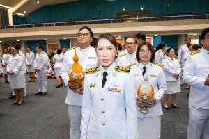 อธิการบดี มรภ.เทพสตรี นำคณะผู้บริหาร คณาจารย์ บุคลากร นักเรียน และนักศึกษา ร่วมพิธีถวายพระพรชัยมงคล สมเด็จพระนางเจ้าสิริกิติ์ พระบรมราชินีนาถ พระบรมราชชนนีพันปีหลวง
