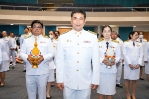 อธิการบดี มรภ.เทพสตรี นำคณะผู้บริหาร คณาจารย์ บุคลากร นักเรียน และนักศึกษา ร่วมพิธีถวายพระพรชัยมงคล สมเด็จพระนางเจ้าสิริกิติ์ พระบรมราชินีนาถ พระบรมราชชนนีพันปีหลวง