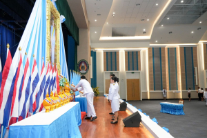 อธิการบดี มรภ.เทพสตรี นำคณะผู้บริหาร คณาจารย์ บุคลากร นักเรียน และนักศึกษา ร่วมพิธีถวายพระพรชัยมงคล สมเด็จพระนางเจ้าสิริกิติ์ พระบรมราชินีนาถ พระบรมราชชนนีพันปีหลวง