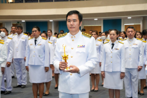 อธิการบดี มรภ.เทพสตรี นำคณะผู้บริหาร คณาจารย์ บุคลากร นักเรียน และนักศึกษา ร่วมพิธีถวายพระพรชัยมงคล สมเด็จพระนางเจ้าสิริกิติ์ พระบรมราชินีนาถ พระบรมราชชนนีพันปีหลวง