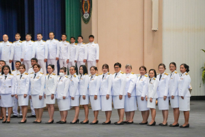 อธิการบดี มรภ.เทพสตรี นำคณะผู้บริหาร คณาจารย์ บุคลากร นักเรียน และนักศึกษา ร่วมพิธีถวายพระพรชัยมงคล สมเด็จพระนางเจ้าสิริกิติ์ พระบรมราชินีนาถ พระบรมราชชนนีพันปีหลวง