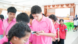 กองบริการการศึกษา พร้อมด้วยงานสื่อสารองค์กร มรภ.เทพสตรี ลงพื้นที่ออกบูธงานมหกรรมเสริมสร้างแรงบันดาลใจ ทักษะอาชีพ และการเรียนต่อในยุคดิจิทัลฯ