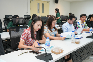 มรภ.เทพสตรี รับฟังการรายงานผลการดำเนินงานโปรแกรมระบบบริการการศึกษาฯ จากผู้แทน บ.วิชั่นเน็ต