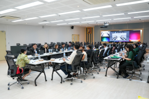 มรภ.เทพสตรี รับฟังการรายงานผลการดำเนินงานโปรแกรมระบบบริการการศึกษาฯ จากผู้แทน บ.วิชั่นเน็ต