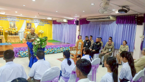 มรภ.เทพสตรี ร่วมต้อนรับองคมนตรีในโอกาสติดตาม ตรวจเยี่ยมโรงเรียนในโครงการกองทุนการศึกษา และโรงเรียนเครือข่ายฯ จังหวัดลพบุรี