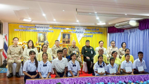 มรภ.เทพสตรี ร่วมต้อนรับองคมนตรีในโอกาสติดตาม ตรวจเยี่ยมโรงเรียนในโครงการกองทุนการศึกษา และโรงเรียนเครือข่ายฯ จังหวัดลพบุรี