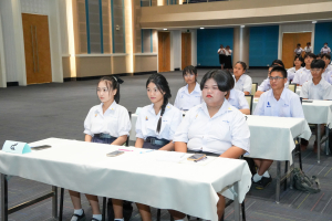 วิชาเอกภาษาไทย คณะมนุษยศาสตร์ฯ ร่วมกับภาคีเครือข่าย จัดประกวดประชันกลอนสด วรรณศิลป์เทพสตรี ครั้งที่ 3 ชิงถ้วยรัฐมนตรี อว.
