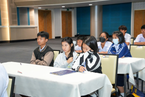 วิชาเอกภาษาไทย คณะมนุษยศาสตร์ฯ ร่วมกับภาคีเครือข่าย จัดประกวดประชันกลอนสด วรรณศิลป์เทพสตรี ครั้งที่ 3 ชิงถ้วยรัฐมนตรี อว.